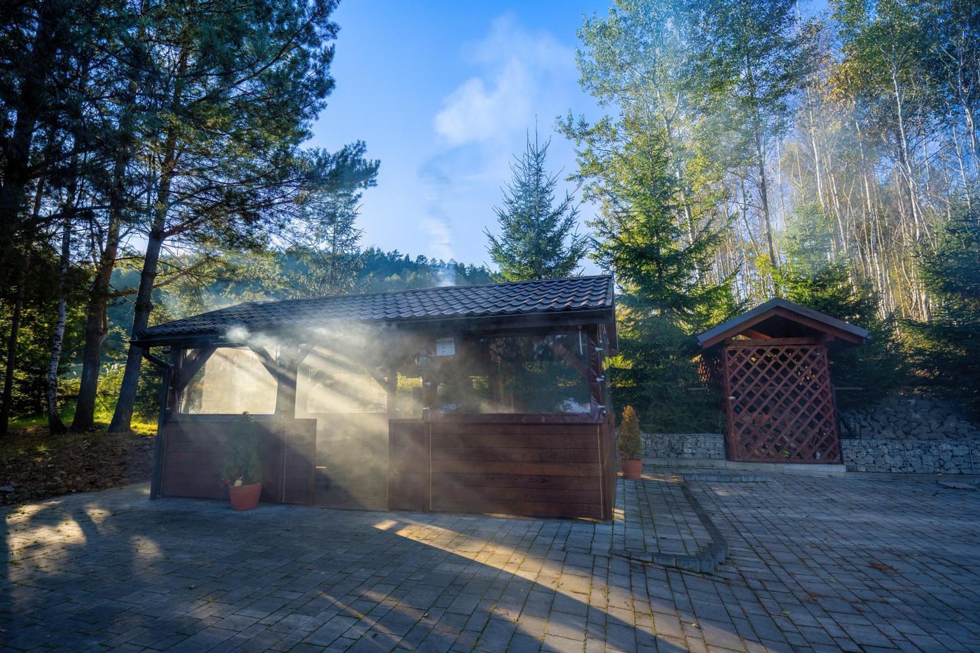 Glamping Pod Gwiazdami Pietrusza Wola Hotel Exterior foto