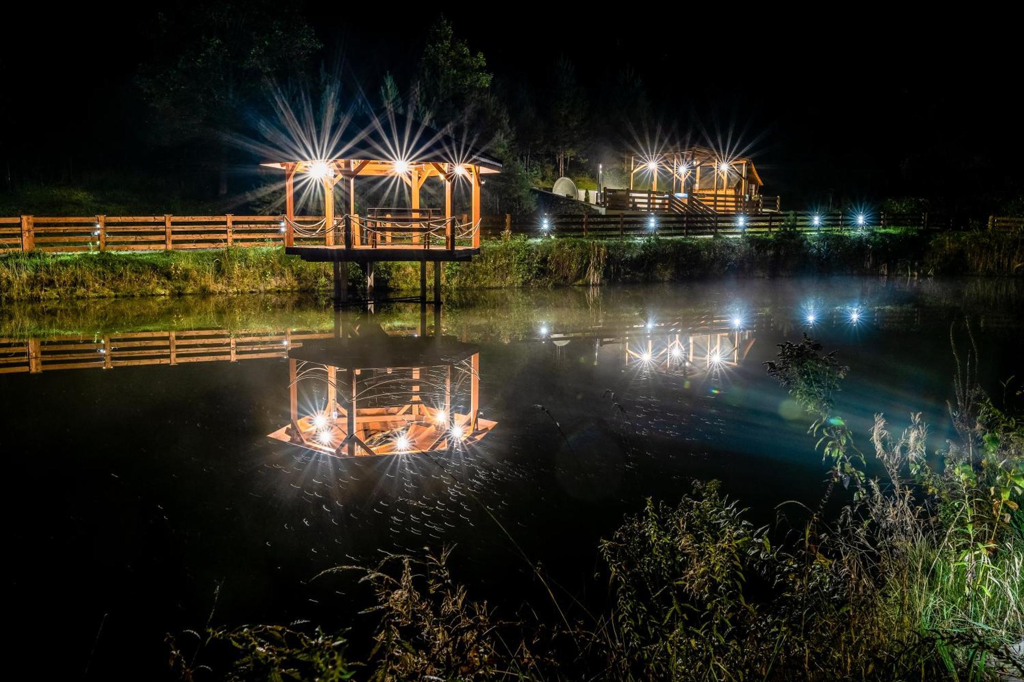 Glamping Pod Gwiazdami Pietrusza Wola Hotel Exterior foto